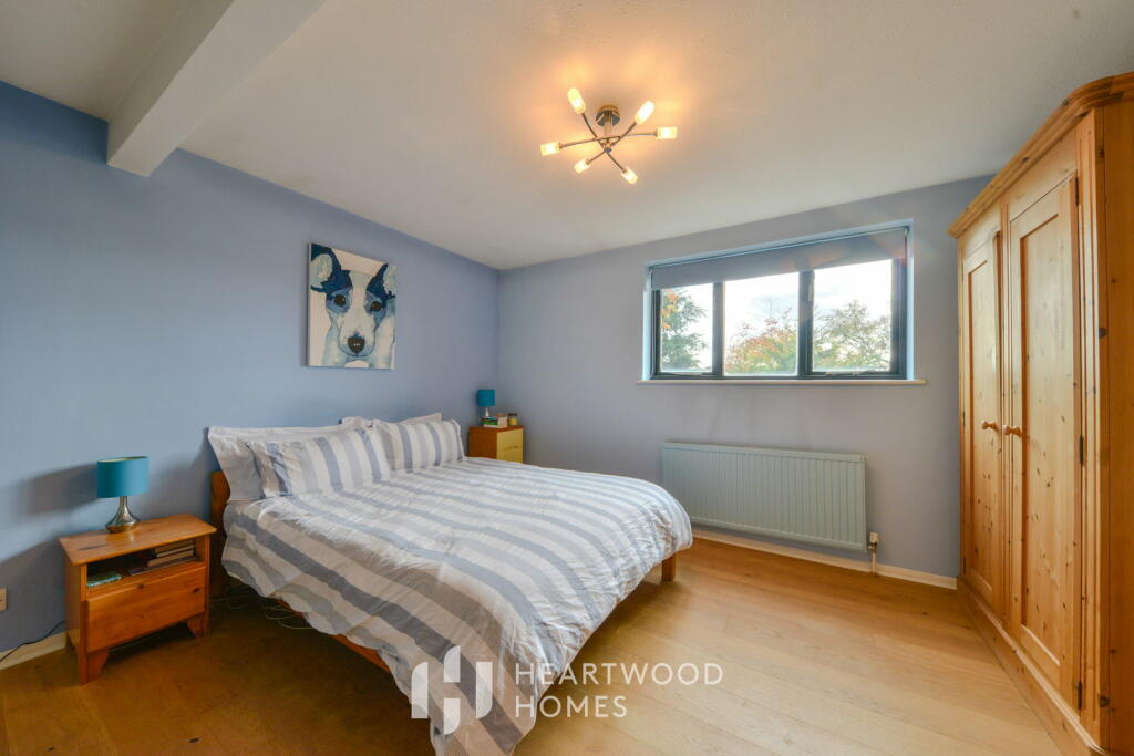 Additional image 15 of Old Orchard, Park Street, St. Albans, AL2 2QB