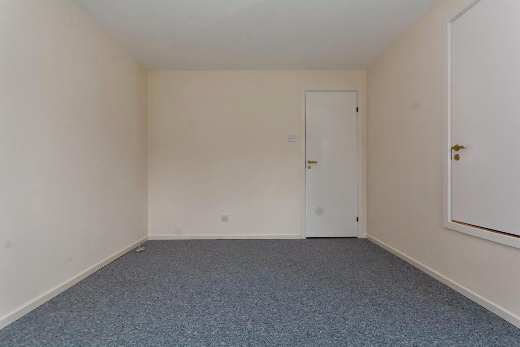 Additional image 11 of Raddlebarn Farm Drive, Birmingham
