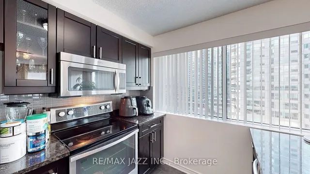 Additional image 4 of 10 Queens Quay Unit 803