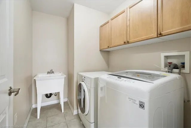 Additional image 19 of 820 Speck Cross