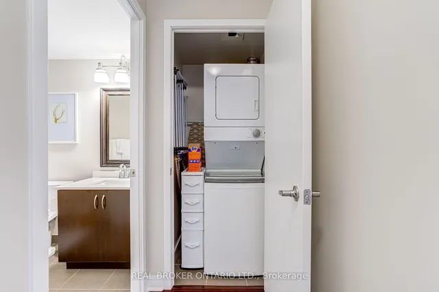 Additional image 15 of 320 Richmond St Unit 1516