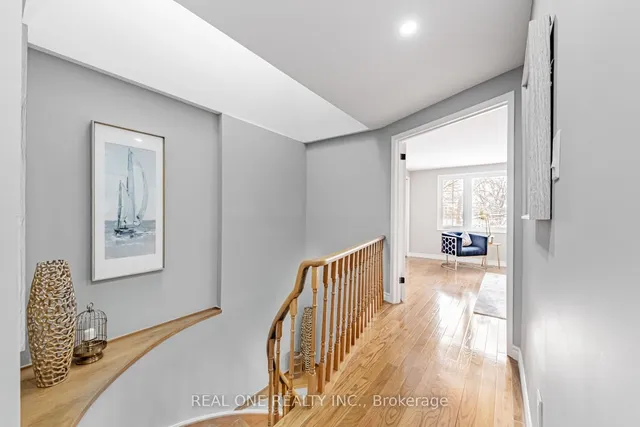 Additional image 40 of 32 Belinda Sq