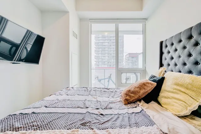 Additional image 17 of 2221 Yonge St Unit 2911