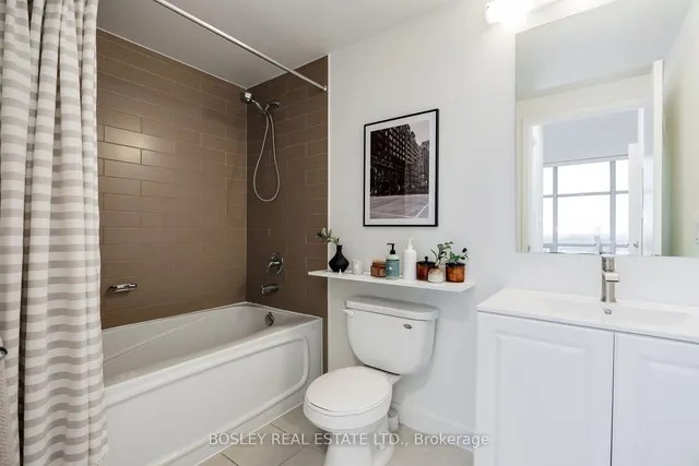 Additional image 27 of 35 Mariner Terr Unit 3009