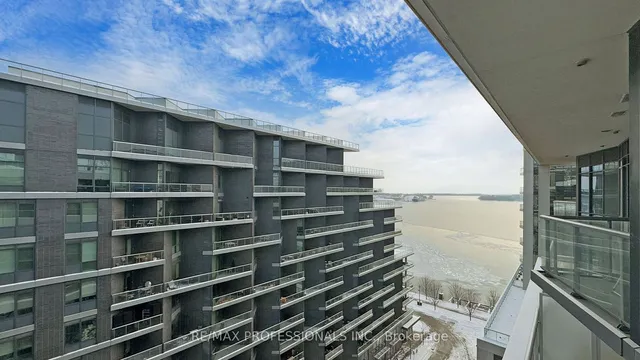 Additional image 23 of 15 Merchants Wharf Unit 1208