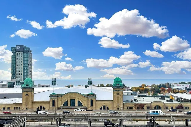 Additional image 8 of 135 East Liberty St Unit 702