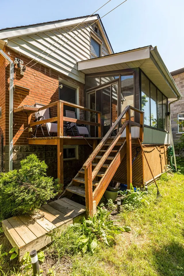 Additional image 33 of 62 Alma St