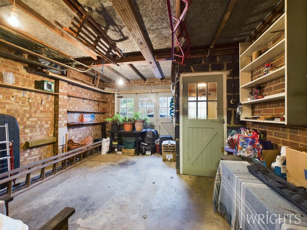 Additional image 31 of Woodland Rise, Welwyn Garden City, AL8