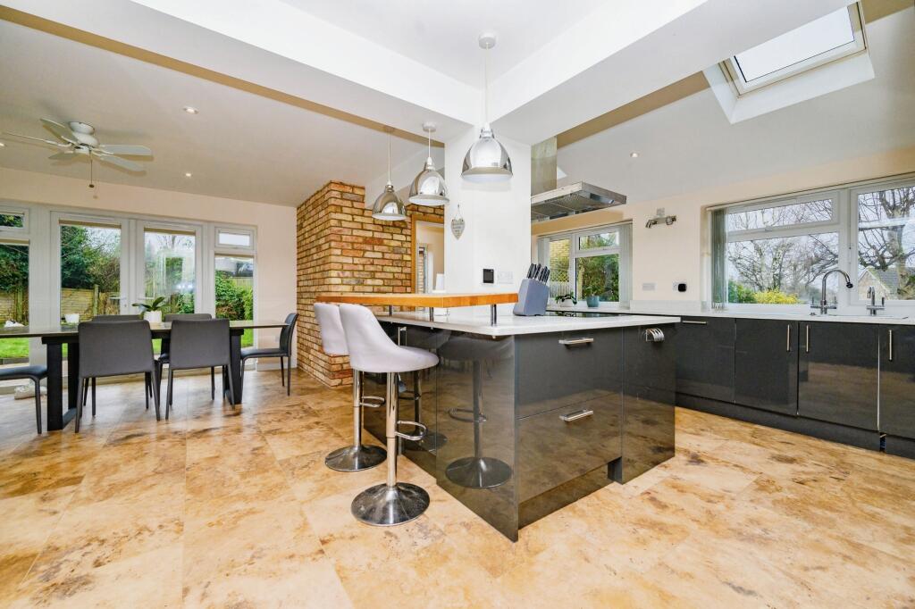 Additional image 8 of Derwent Road, Harpenden, AL5