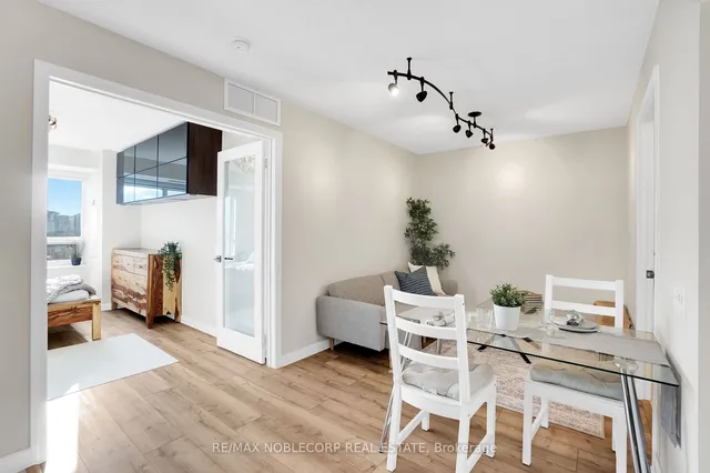 Additional image 8 of 61 Heintzman St Unit 914