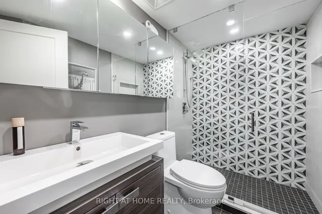 Additional image 24 of 60 Homewood Ave Unit 203