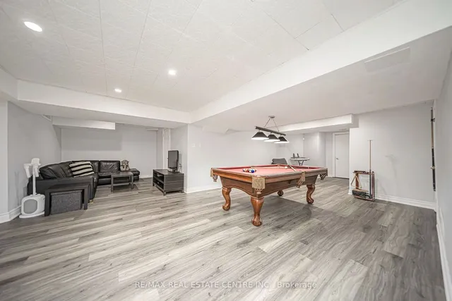 Additional image 32 of 63 Leeward Dr