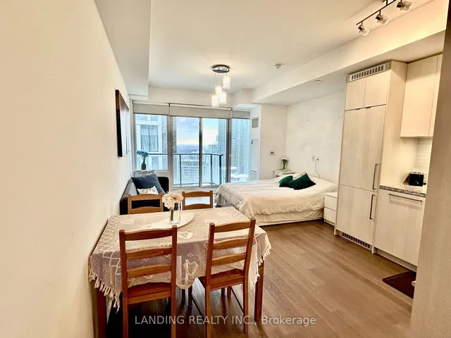 Additional image 3 of 115 Blue Jays Way Unit 4303