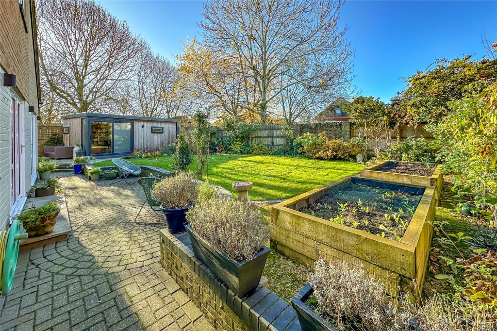 Additional image 5 of Craiglands, St. Albans, Hertfordshire, AL4