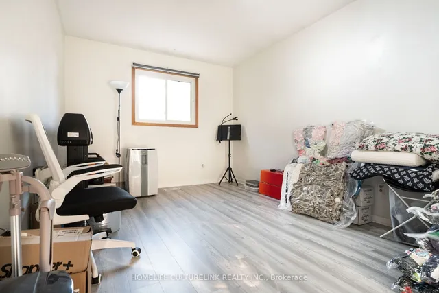 Additional image 16 of 48 Tidworth Sq