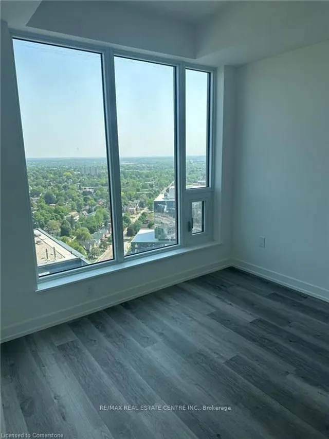 Additional image 20 of 15 Wellington St Unit 2612