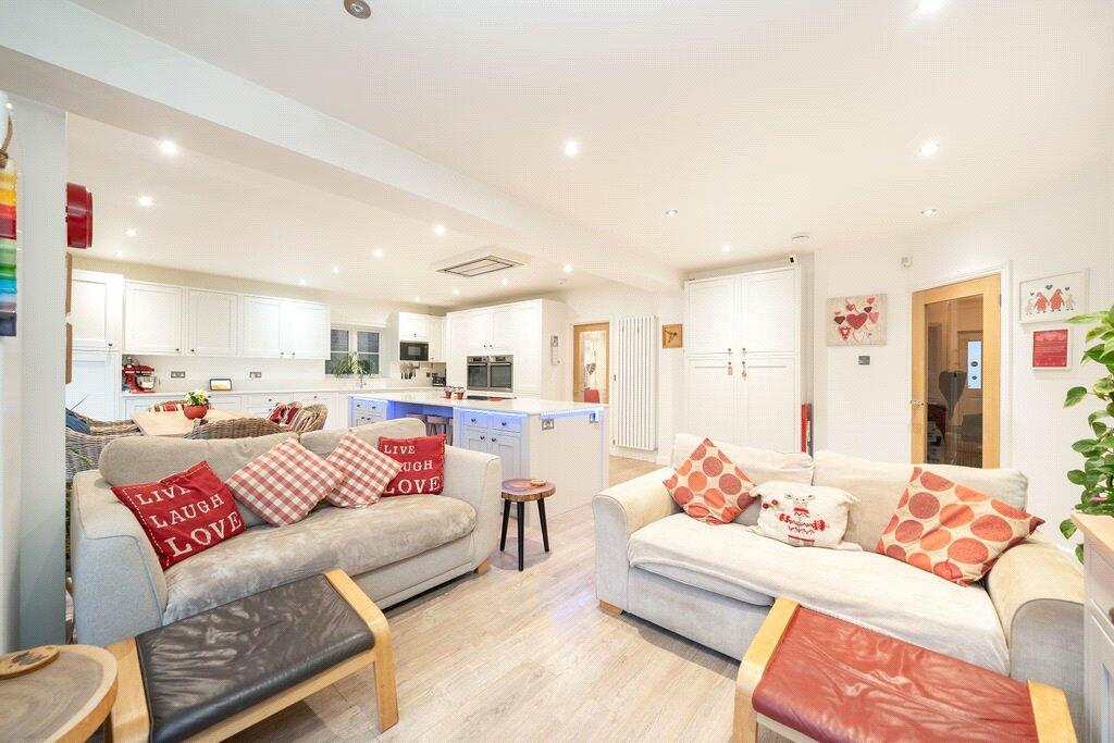 Additional image 2 of Bucknalls Drive, Bricket Wood, St. Albans, Hertfordshire, AL2