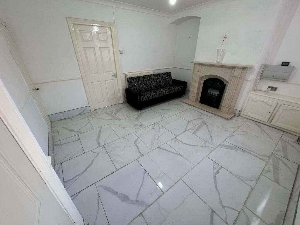 Additional image 4 of Kitts Green Road, Birmingham, B33