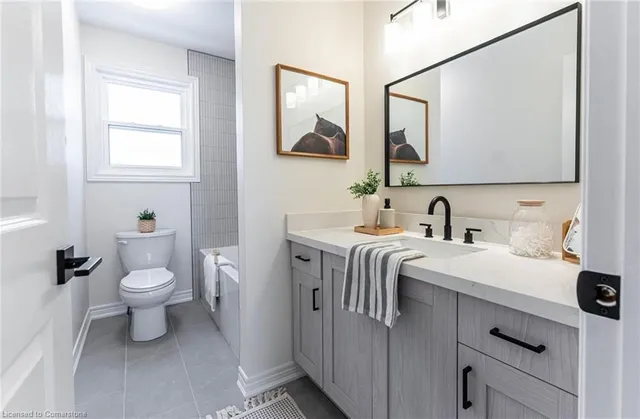 Additional image 18 of 29 Featherwood Cres