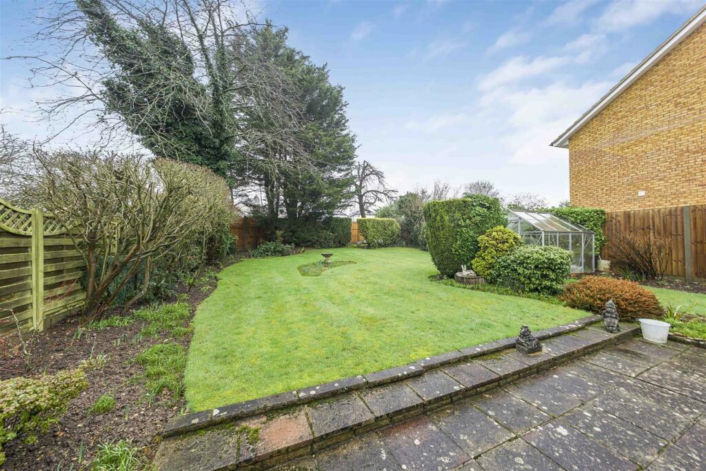 Additional image 13 of Dell Rise, Park Street, St. Albans