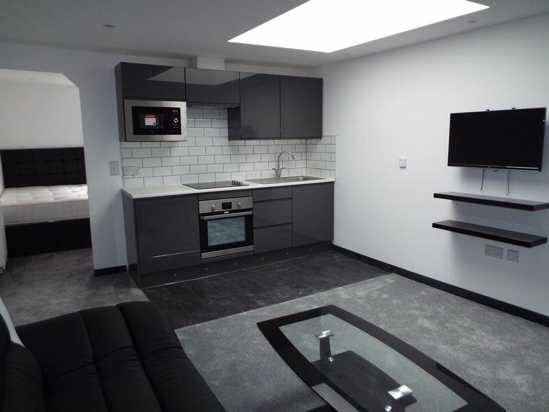 Additional image 3 of RS Apartments, Lindon House, Heeley Road, Birmingham, B29 6EN