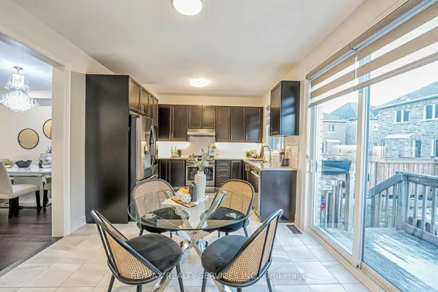 Additional image 13 of 5 Sinatra St