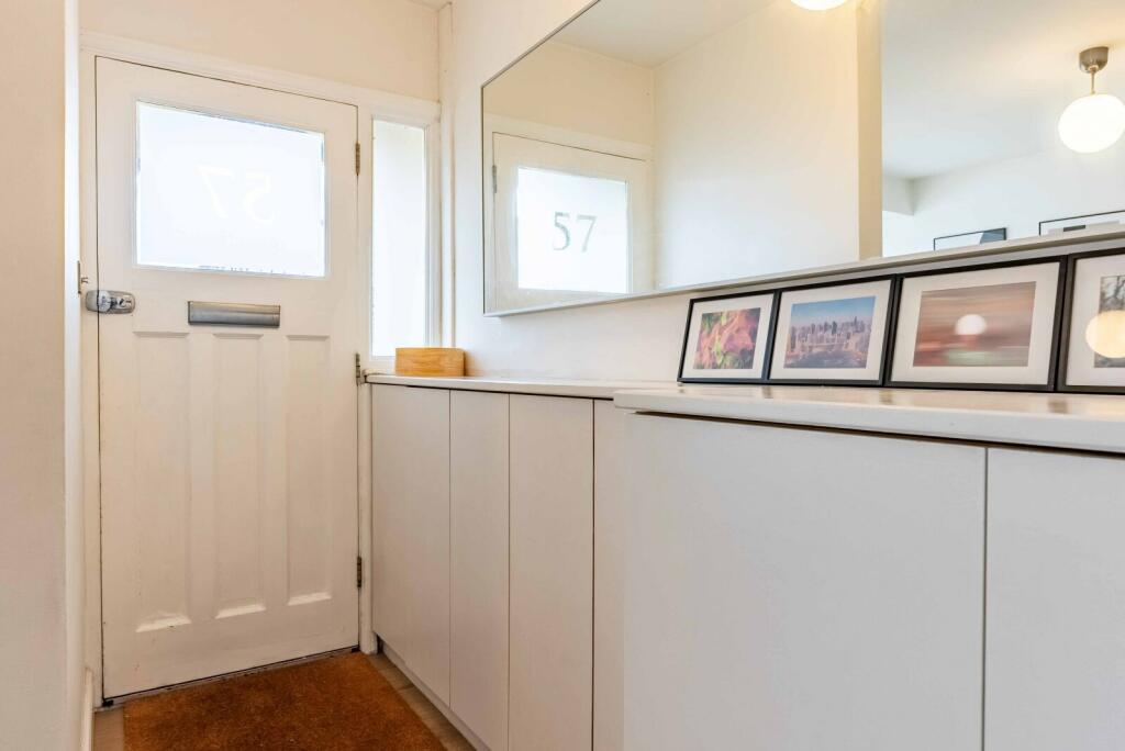 Additional image 15 of Leyland Avenue, St. Albans, Hertfordshire, AL1