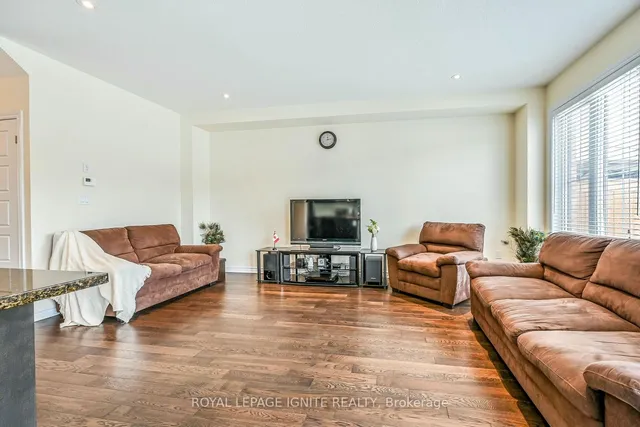 Additional image 13 of 20 Queen Mary Blvd