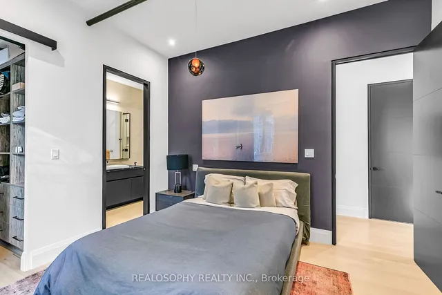 Additional image 18 of 102 Bloor St Unit 503