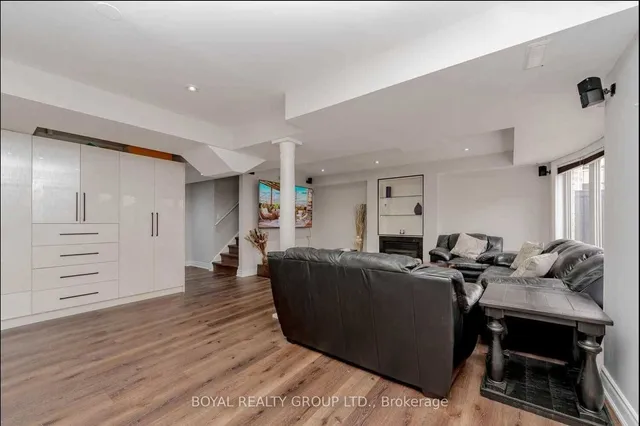 Additional image 32 of 121 Leadership Dr