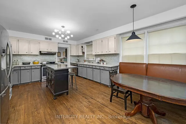 Additional image 11 of 27 Suncrest Dr