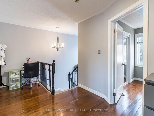 Additional image 23 of 570 Enfield Rd