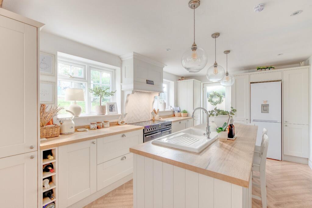 Additional image 5 of Church Down Close, Crabbs Cross, Redditch, B97