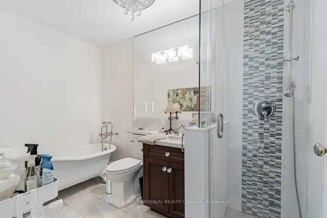 Additional image 33 of 10 Queens Quay Unit 2305