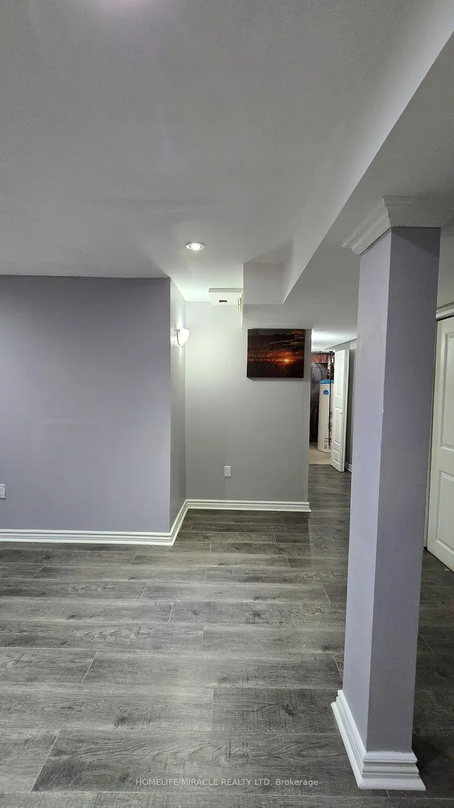 Additional image 23 of 33 Atira Ave