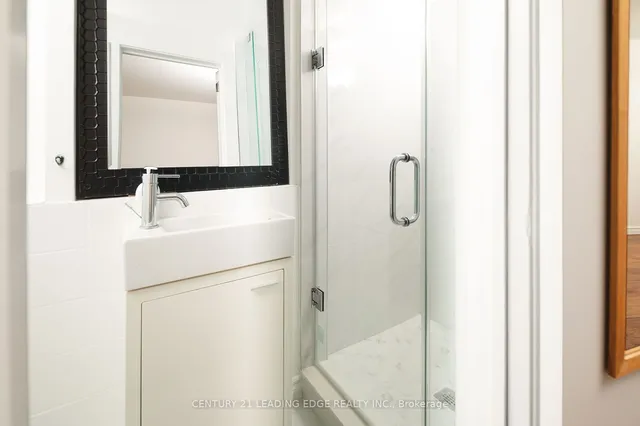 Additional image 13 of 1555 Kingston Rd