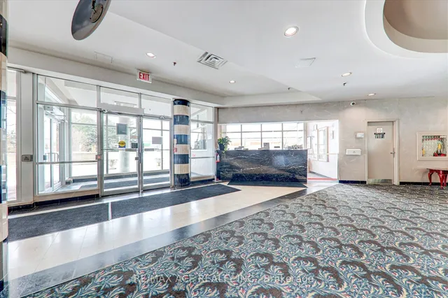 Additional image 6 of 2550 Lawrence Ave Unit 1415