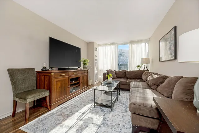 Additional image 8 of 2 Valhalla Inn Rd Unit 215