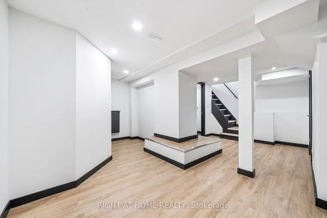 Additional image 27 of 32 Britannia Ave