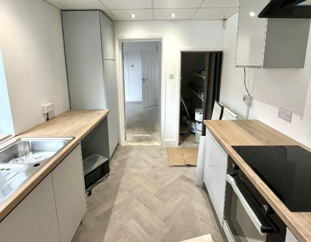 Additional image 4 of Smethwick, B67