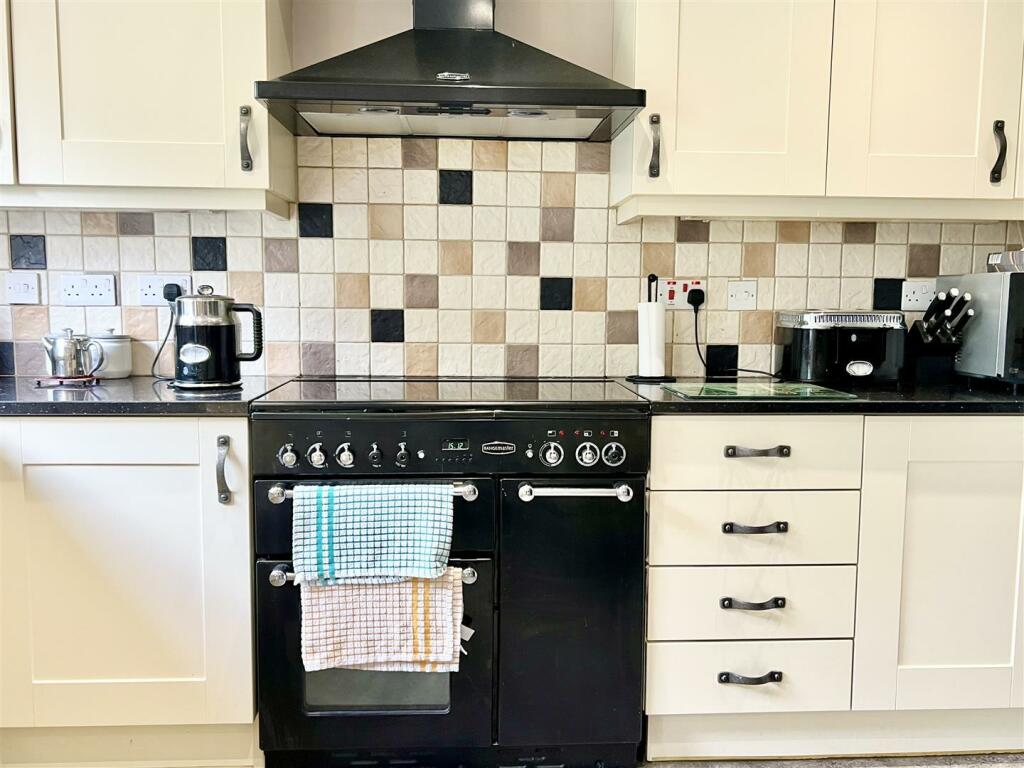 Additional image 7 of Cherry Tree Lane, Halesowen