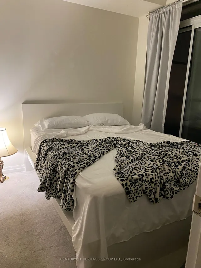 Additional image 16 of 30 Herons Hill Way Unit 1604