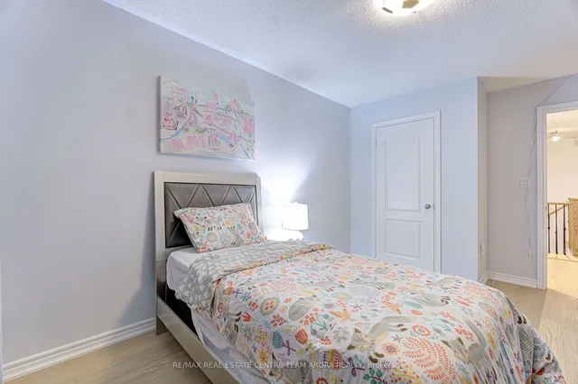 Additional image 24 of 8 Kawana Rd