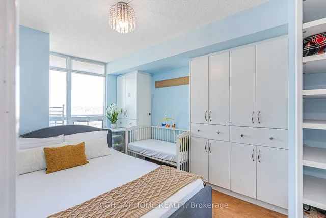 Additional image 3 of 231 Fort York Blvd Unit 1807