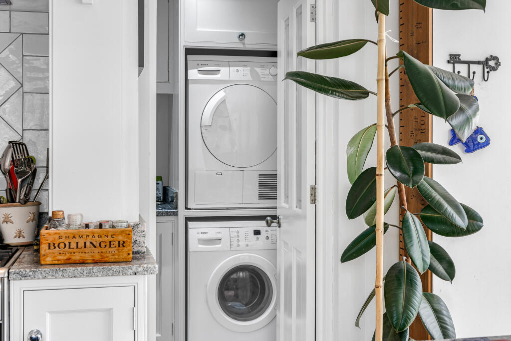 Additional image 9 of The Hazels, Lower Green, Tewin, AL6