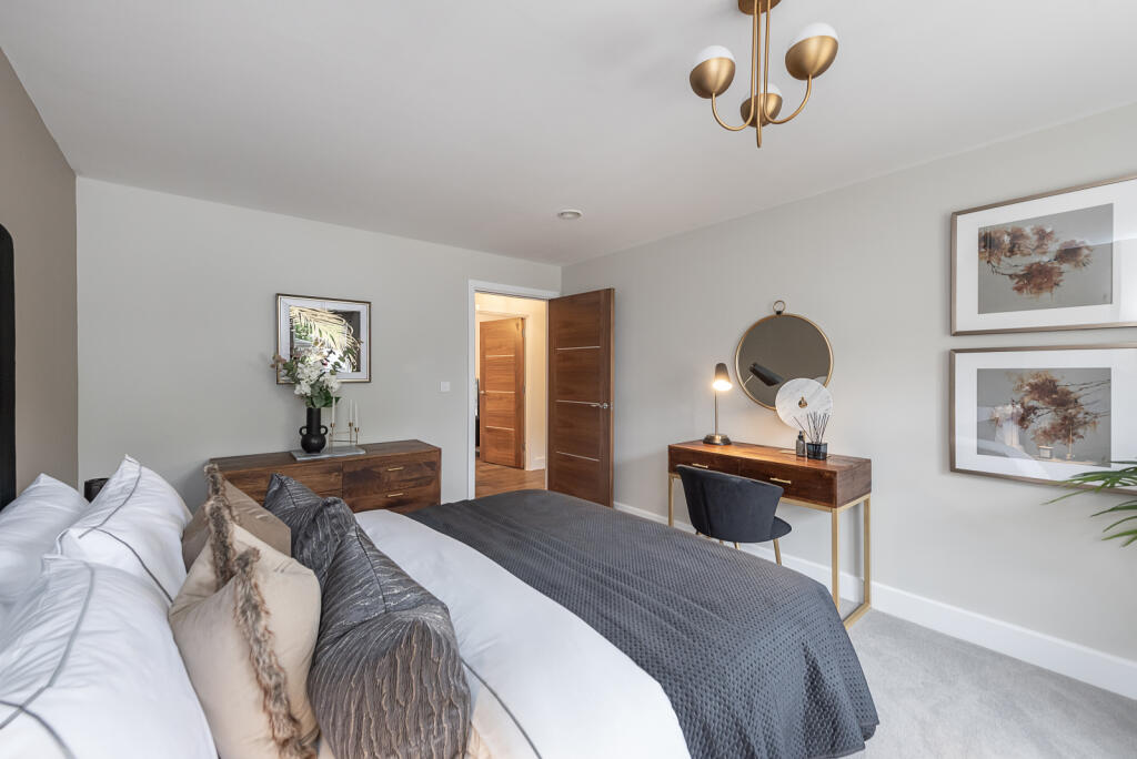 Additional image 7 of Bloomfield Road, Harpenden, Hertfordshire, AL5