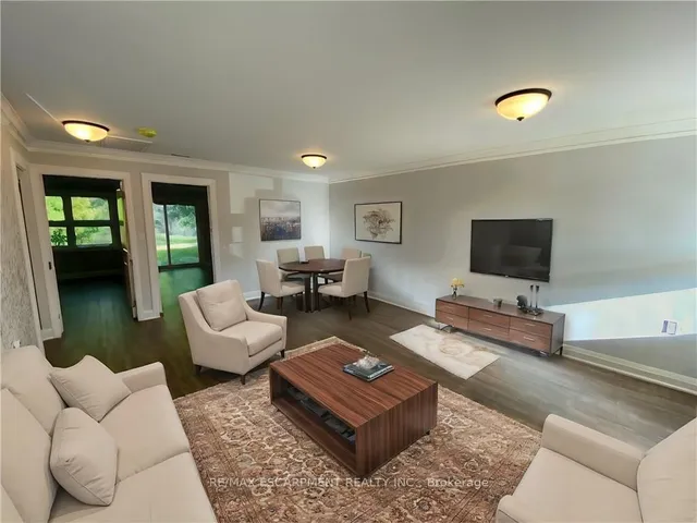 Additional image 7 of 40 Szollosy Circ