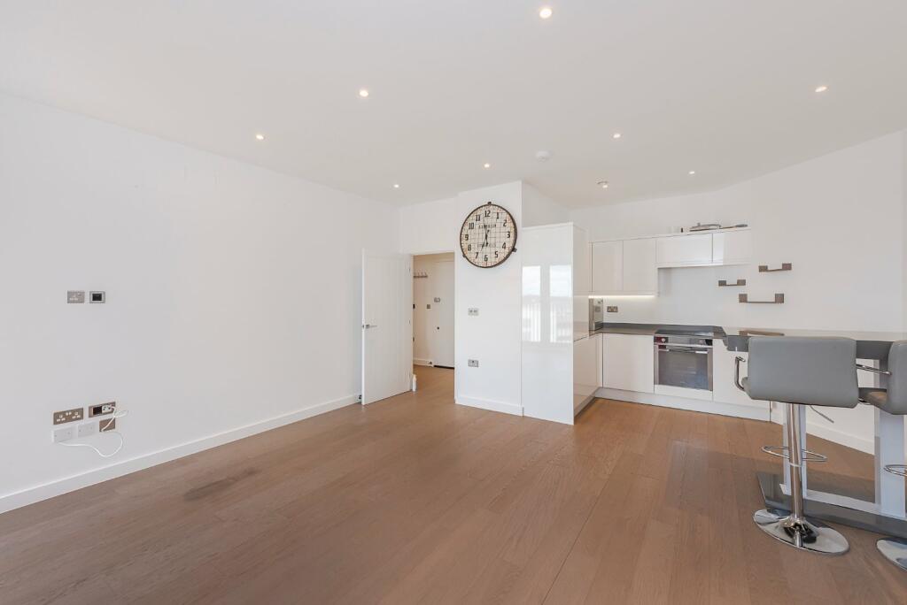 Additional image 4 of Ziggurat House, 25 Grosvenor Road, St Albans, Herts, AL1