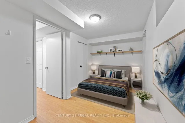 Additional image 30 of 228 St George St Unit 3