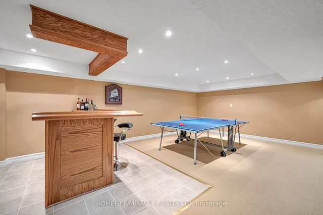 Additional image 34 of 4272 Clubview Dr